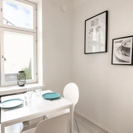 2ndhomes Bright 1br In Kamppi アパート ヘルシンキ